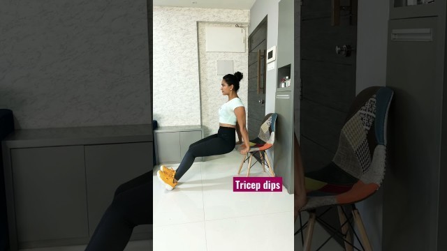 'CHAIR WORKOUT AT HOME - 2| Weight Loss| Indian Female Fitness| #Shorts #RichFitFam #RichiShah #Viral'