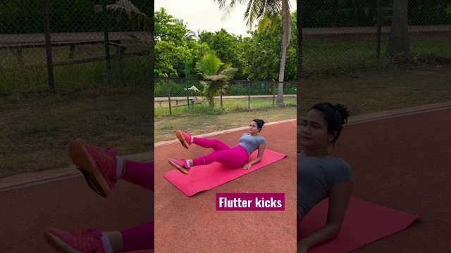 'BEGINNER ABS | Indian Female Fitness | Weight Loss | #RichFitFam #Shorts'