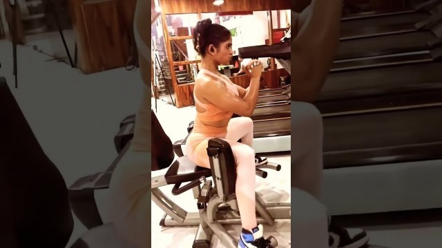 'female fitness motivation / indian whatsapp status / bodybuilding motivation #shorts #girls #female'