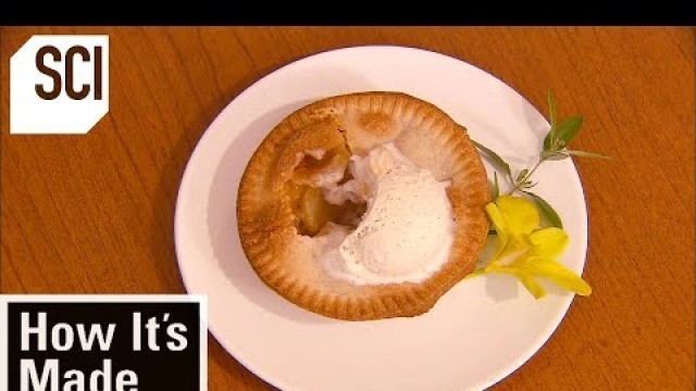 'How It\'s Made: Apple Pies'