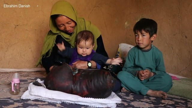 'Afghanistan Village life| Daily Routines of Afghan Family| Village Food Cooking'