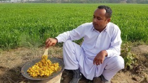 'Tawa Chicken Recipe | Special Tawa Chicken Recipe | Mubashir Saddique | Village Food Secrets'