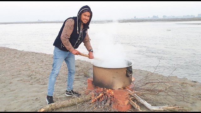 'VILLAGE FOOD SECRETS BEHIND THE SCENES'