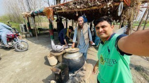 'Hard Working Man Selling Cheapest Price Unlimited Meals On Roadside Food Mukkram Saleem'