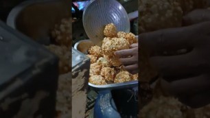 'Crispy Sabudana Vada #viral #shorts #trending #viralshorts #food #foodie #streetfood #indianfood'