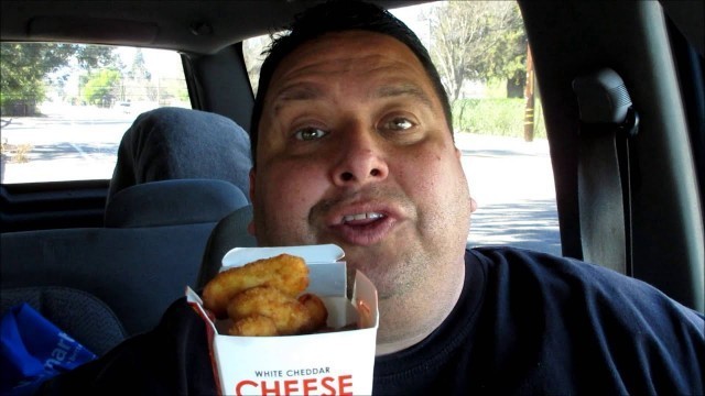 'A&W® All American Food | Cheese Curds REVIEW!'