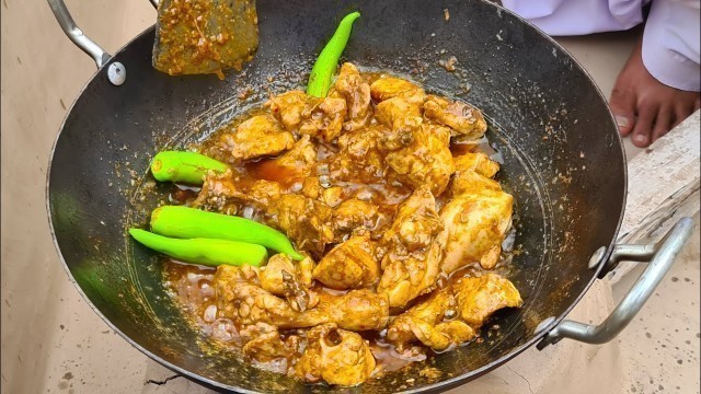 'Cholistani Chicken karahi Recipe | چولستانی چکن کڑاہی | Mubashir Saddique | Village Food Secrets'