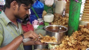 'Delicious Papri Chaat Preparation | Kolkata Street Food | Indian Food at Street'