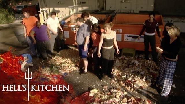 'Gordon Ramsay Shows How Much Food Amateur Chefs Waste | Hell\'s Kitchen'