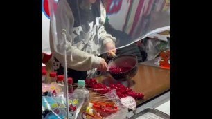 'How It’s Made: Candied Fruits AME / Japanese Street Food/ 屋台/ フルーツ飴'