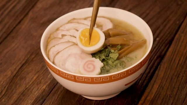 '[SUB] How to Make Naruto Ramen |Tonkotsu Miso Ramen Recipe | Rico\'s House'