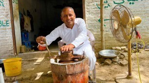 'Old Fashioned Hand Churned Ice Cream Making | Pakistani Street Food | Waziristan Street Food'