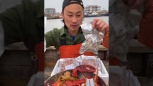 'Eating Shows - Chinese fisherman boil seafood ASMR eating food shows #Shorts'