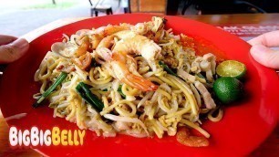 'Hokkien Mee 福建炒面 | How It\'s Made | Singapore Street Food'