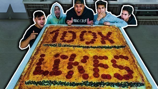 'ORDERING THE WORLD\'S BIGGEST DELIVERY PIZZA (200,000+ CALORIES) w/ Ricegum'