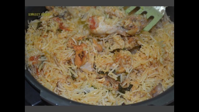 'How to HYDERABADI CHICKEN BIRYANI Easy Method Preparation Video Recipe [DELICIOUS Restaurant Style]'