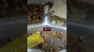 'Inmate Shows Nasty Prison Food'