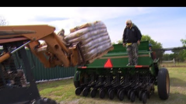 'Planting Food Plot... Major Shed Find!'