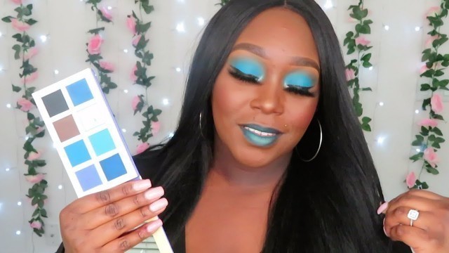 'CRAYON CASE BLUE NOTEPAD BLUE MONOCHROMATIC MAKEUP. TUTORIAL'