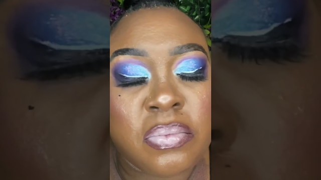 'Crayon Case look with glitter from PamperMeGlam.com'