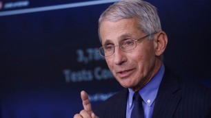 'U.S. top health adviser rejects lab-made virus theory'