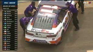 'DENNY HAMLIN GETS INTO THE WALL - 2022 FOOD CITY DIRT RACE PRACTICE NASCAR CUP SERIES BRISTOL DIRT'