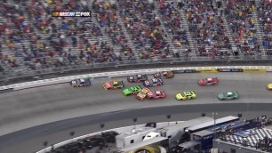 'BIG CRASH - food city 500 2010 Bristol'