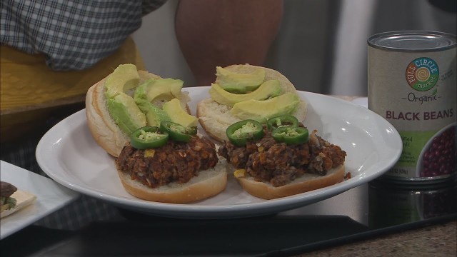 'Food City Friday: Black Bean Burgers'