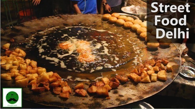 'Connaught Place Night Street Food Independence Day Special Food Vlog'