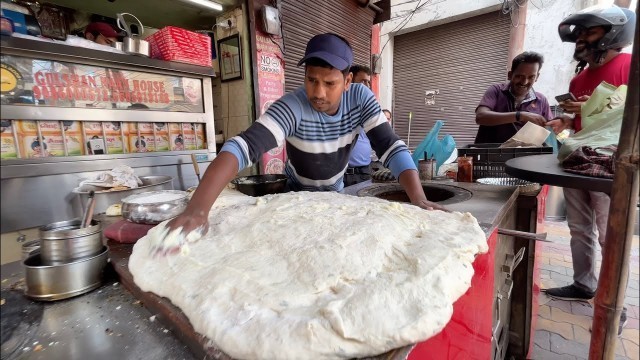 'Huge Size Family Naan of Jammu | Indian Street Food'