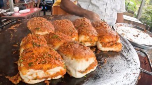 'FAMOUS MASALA VADA PAV OF MUMBAI