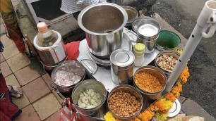 'JHAL MURI | Kolkata\'s Favorite Snack in Mumbai | Indian Street Food'