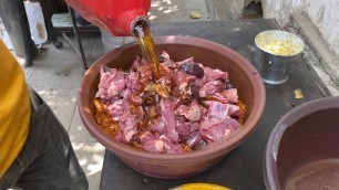 'BEST CHICKEN & MUTTON RECIPE || MUMBAI STREETS || INDIAN STREET FOOD #streetfood #indianstreetfood'