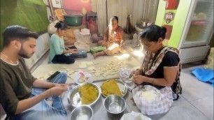 'Surat Family run a Successful Ghughra Business | Indian Street Food'