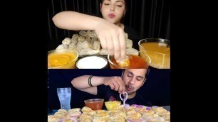 'Momo eating : Tina vs Bhuvi'