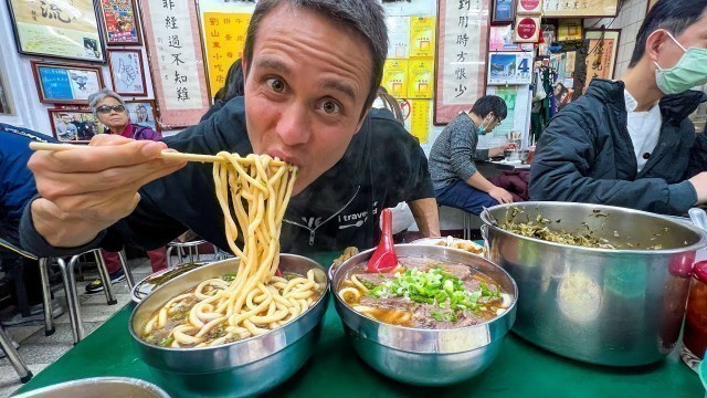 'Taiwan Street Food - BEST BEEF NOODLES + 5 Must Eat Foods in Taipei!!'