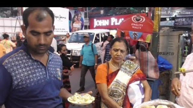 'Yammi Papri Chaat | New Market Kolkata Street Food'