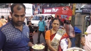 'Yammi Papri Chaat | New Market Kolkata Street Food'