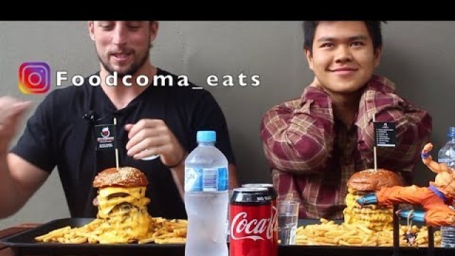 '1.5 Kg Burger! Ft. Jesse Food Coma'