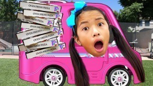 'Wendy Pretend Play Pizza Delivery Toy Restaurant | Funny Cooking Kitchen Food Toys Story'