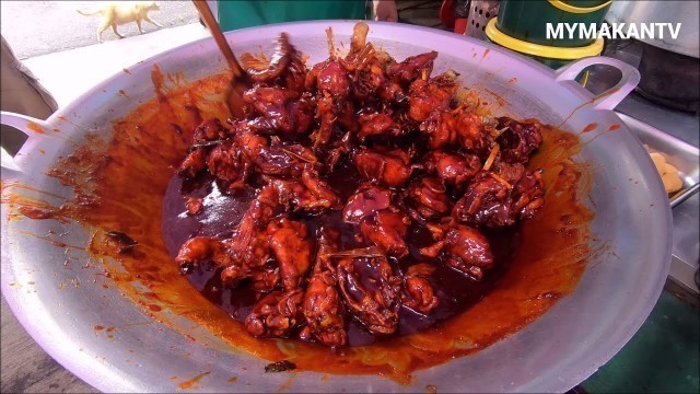 'Street Food in Malaysia - THE BEST AYAM MADU REMPAH - Malaysian Street Food (Nasi Kandar)'