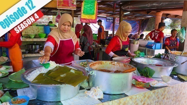 'Malaysian Street Food - Famous Nasi Dagang & KEROPOK LEKOR in Terengganu, Malaysia'