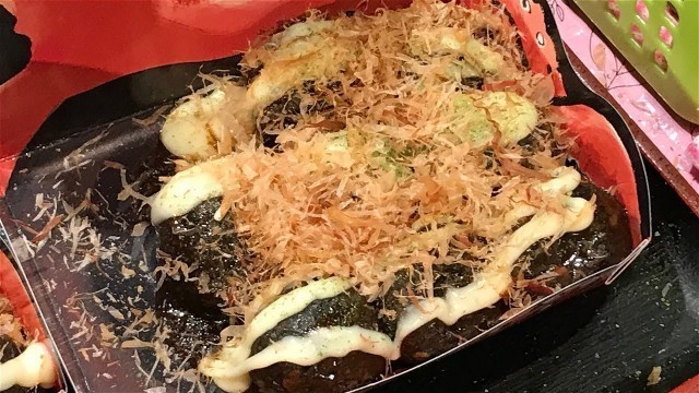 'Black Takoyaki KUKURU | BEST JAPANESE STREET FOOD Dotonbori Osaka'