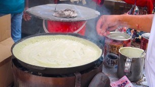 'Huge Thick Peanut Pancake - Malaysian Street Food'