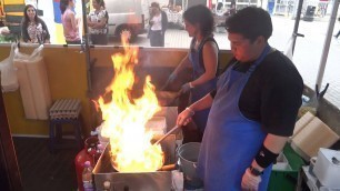 'Asian Street Food: Pad Thai, Noodles & Cashew Nut Chicken Stir Fry at Khon Thai Swiss Cottage London'