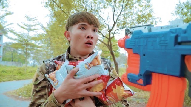 'NERF GUNS DISPUTE SNACK FOOD BATTLE | HERO NERF GUNS'