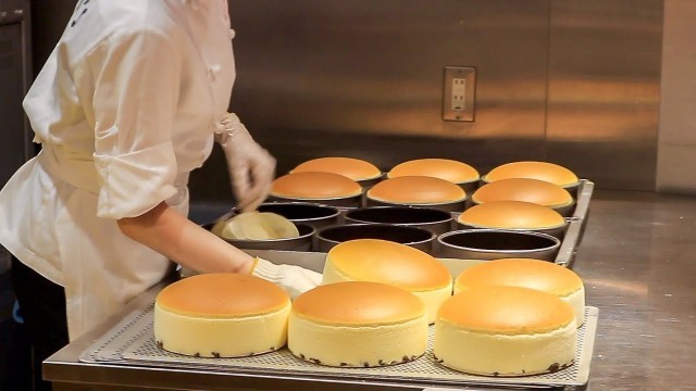 'Uncle Rikuro FLUFFY and JIGGLY Cheesecake in Osaka, Japan | Japanese Street Food'