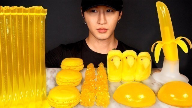 'ASMR YELLOW FOOD BANANA JELLY, MACARONS, JELLY NOODLES, ROCK CANDY, PEEPS MARSHMALLOWS MUKBANG 먹바'