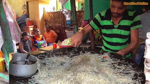 'Crowd Enjoying Chowmein with Chili Chicken | Street Food Kolkata Hatibagan Market'