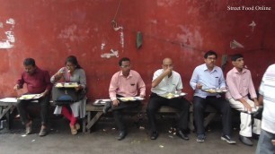 'Lunch with Khichuri Payes Chatni | Street Food Kolkata Dacres Lane'